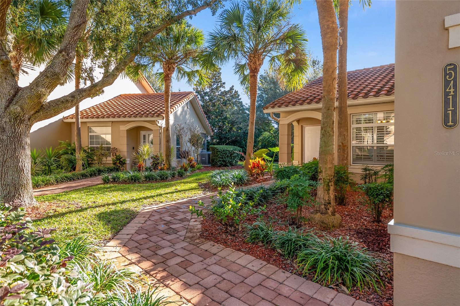 Image 5 of 52 For 5411 Admiral Way 4-101