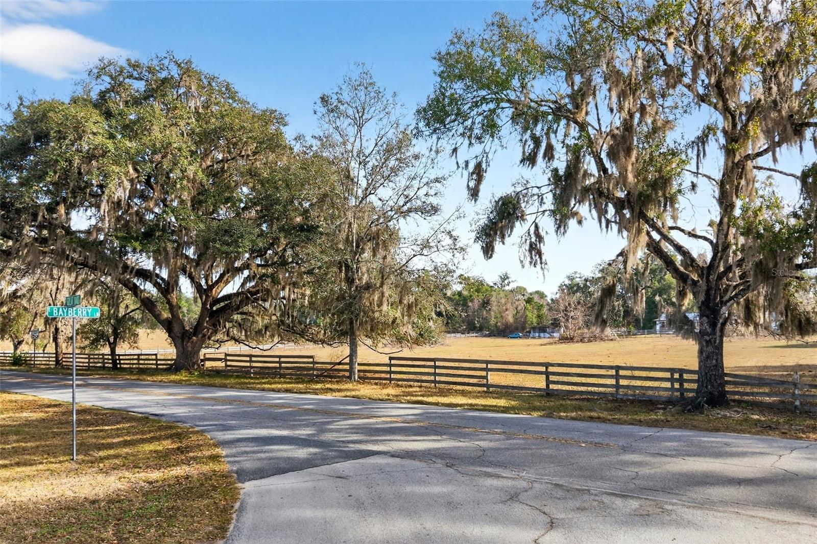 Image 9 of 48 For 8989 Great Oaks Drive