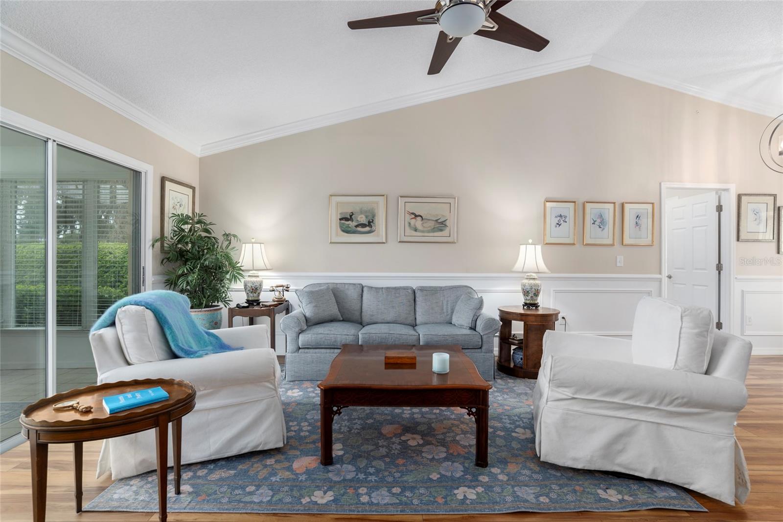 Image 13 of 79 For 2318 50th Avenue