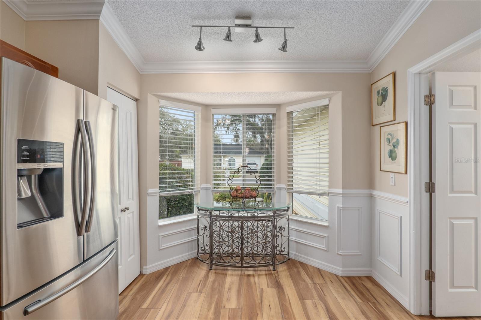 Image 27 of 79 For 2318 50th Avenue