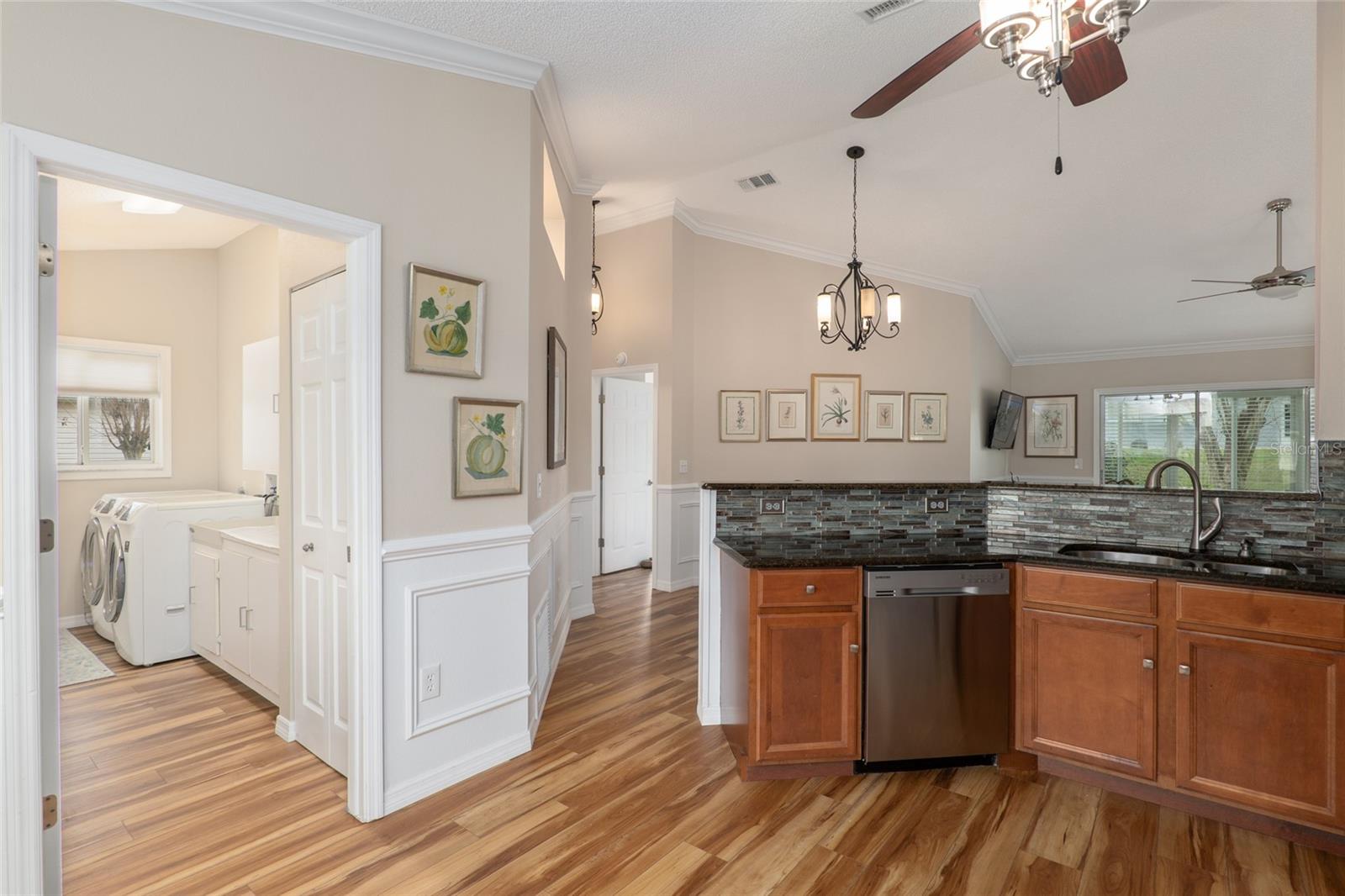 Image 28 of 79 For 2318 50th Avenue