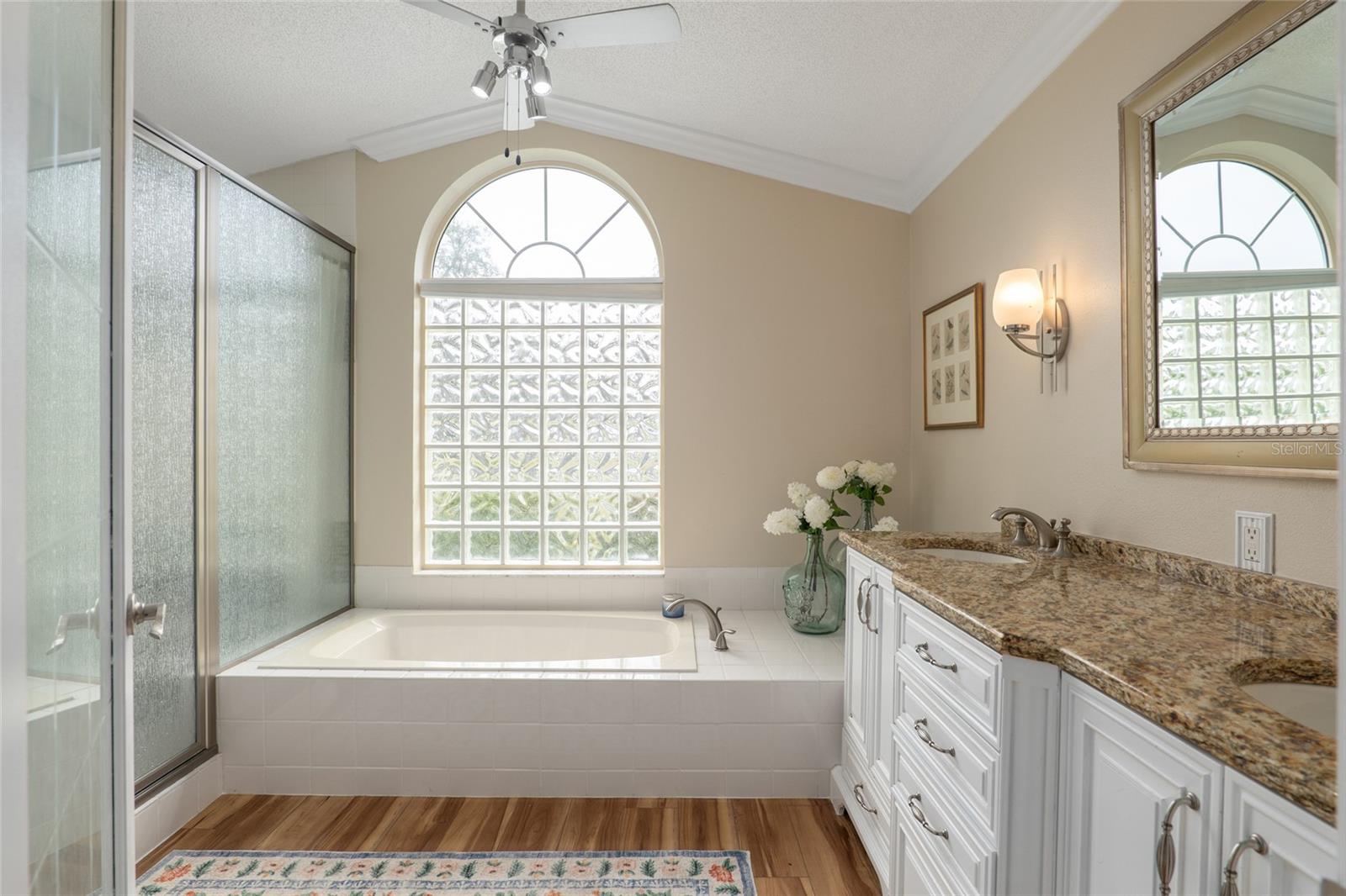 Image 33 of 79 For 2318 50th Avenue