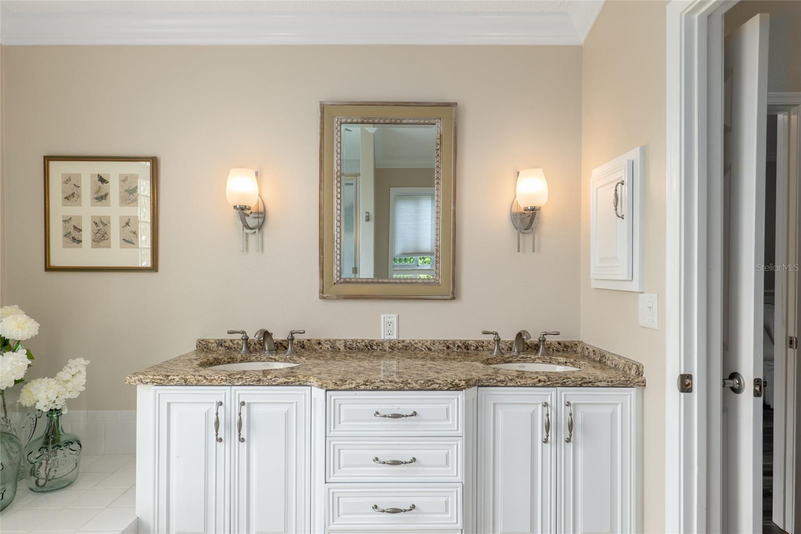 Image 34 of 79 For 2318 50th Avenue