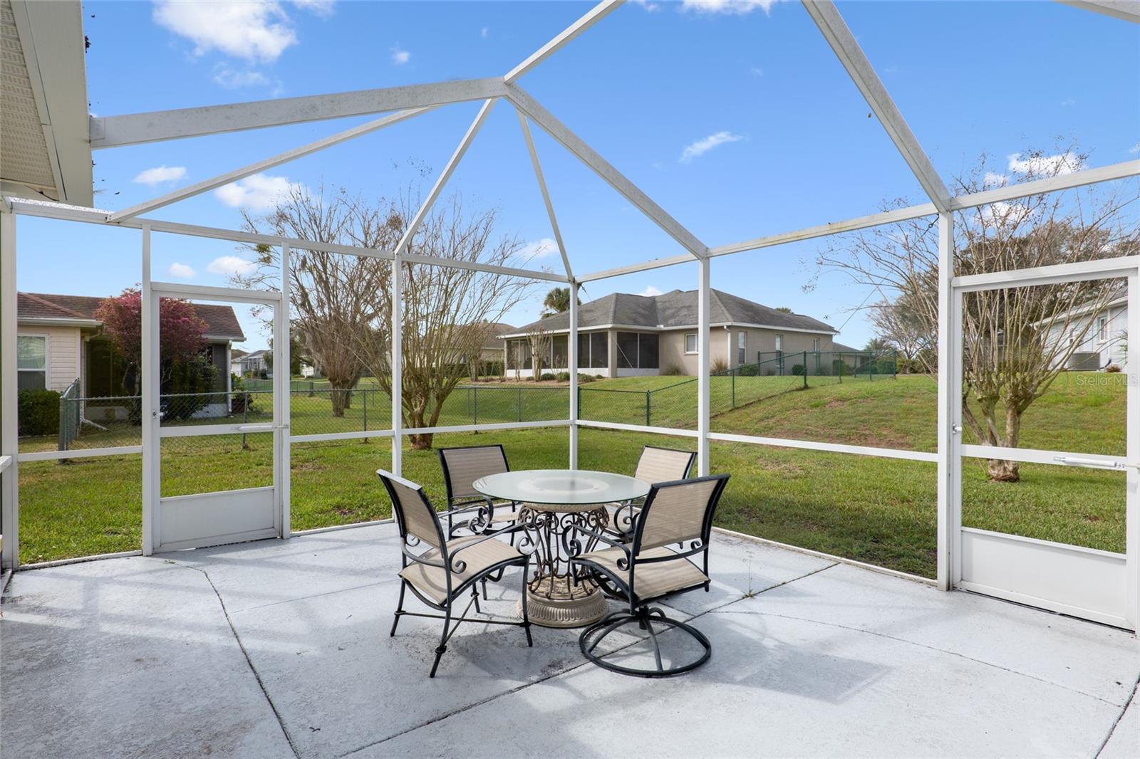 Image 53 of 79 For 2318 50th Avenue