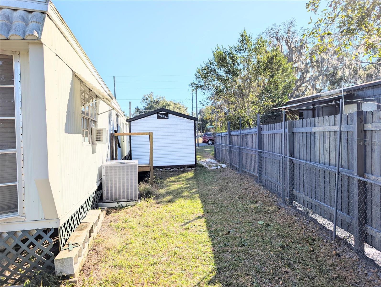 Image 10 of 32 For 3990 Bluewater Drive