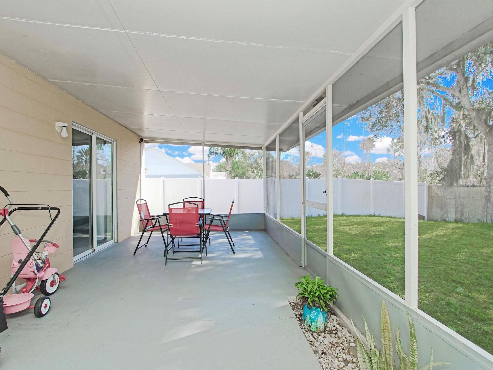 Image 23 of 29 For 6936 Needle Point Drive