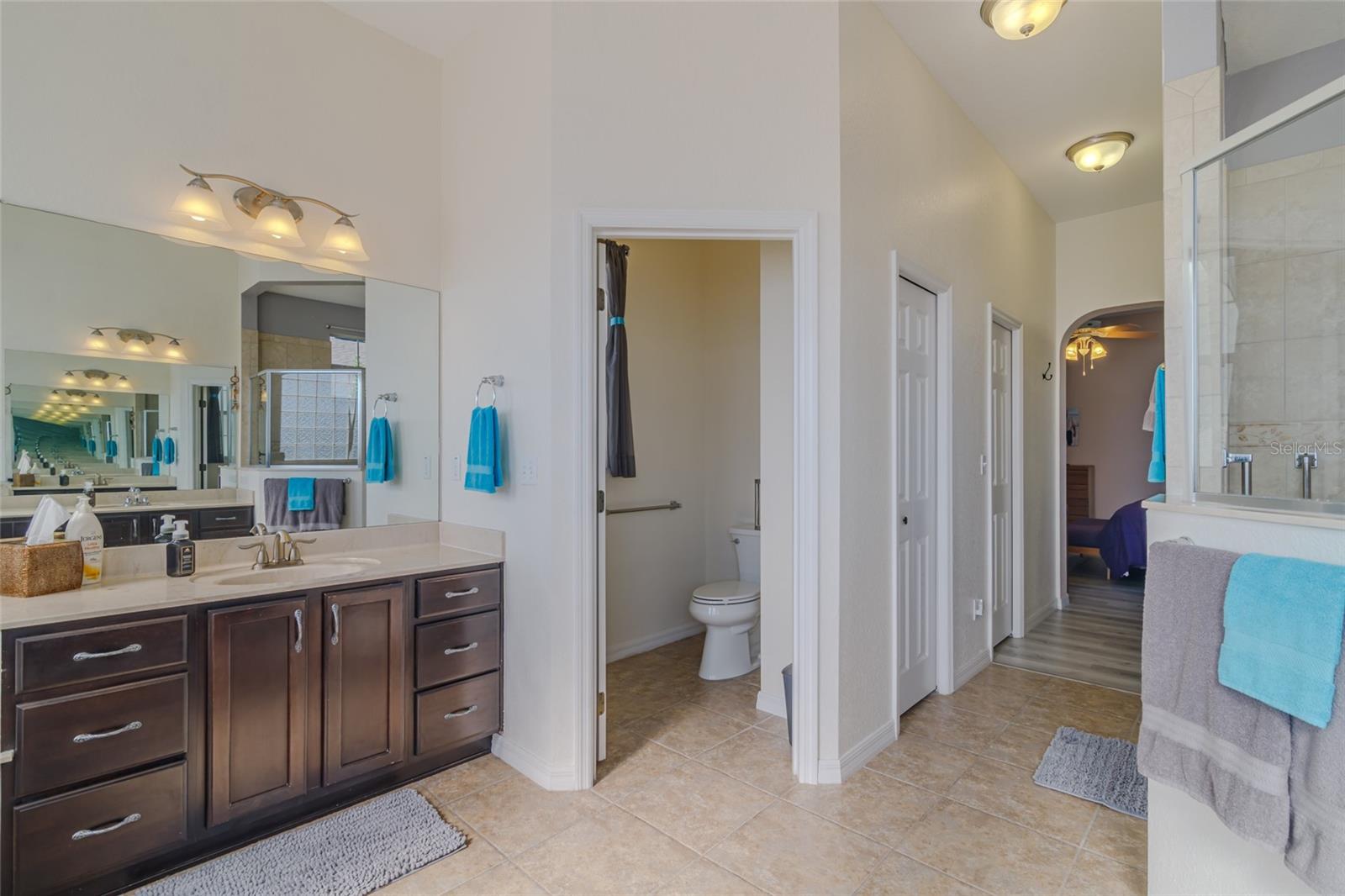 Image 20 of 55 For 6369 89th Loop