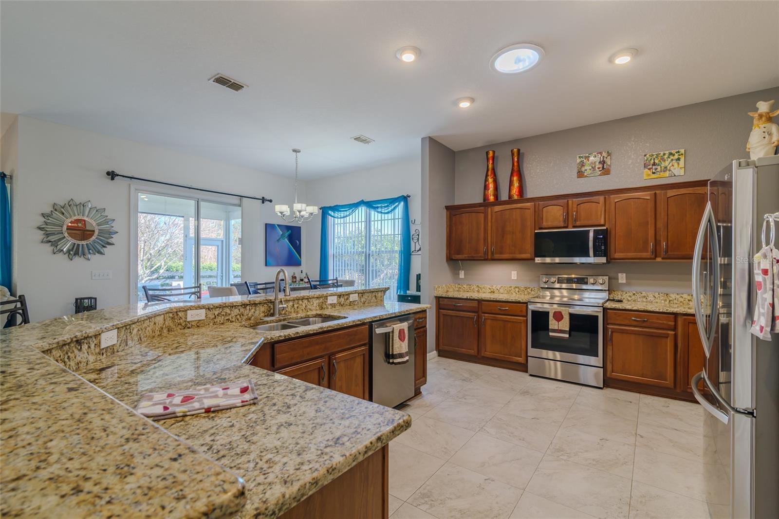 Image 31 of 55 For 6369 89th Loop