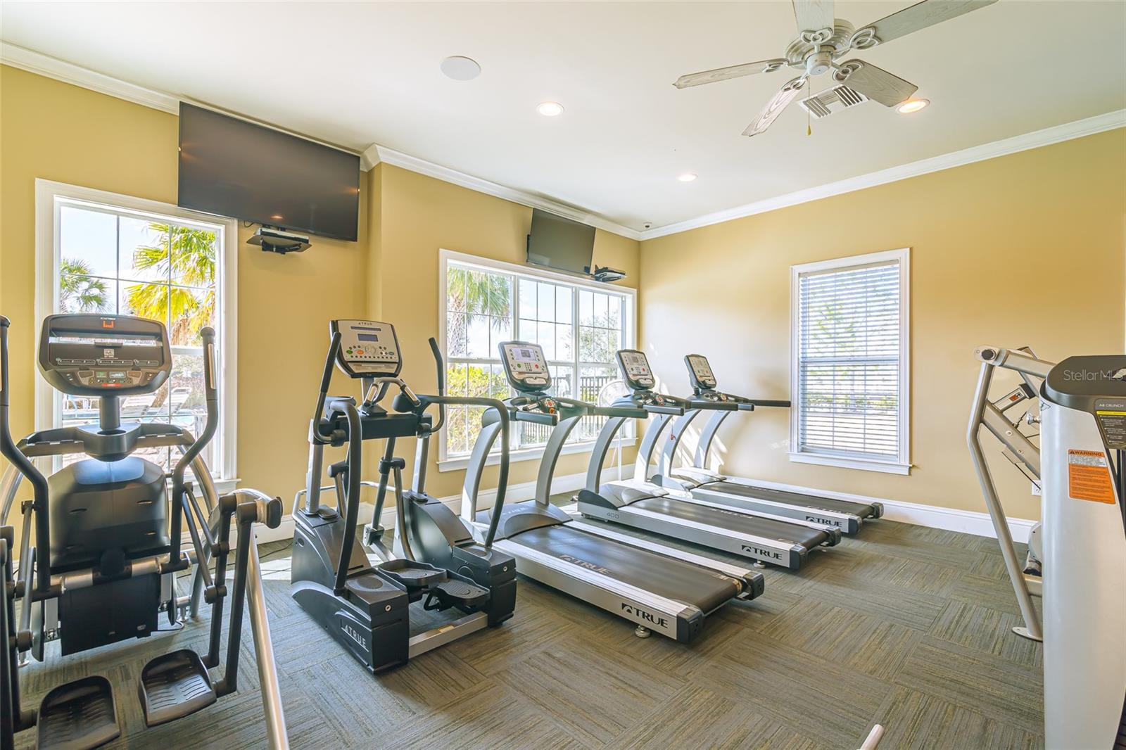 Image 49 of 55 For 6369 89th Loop