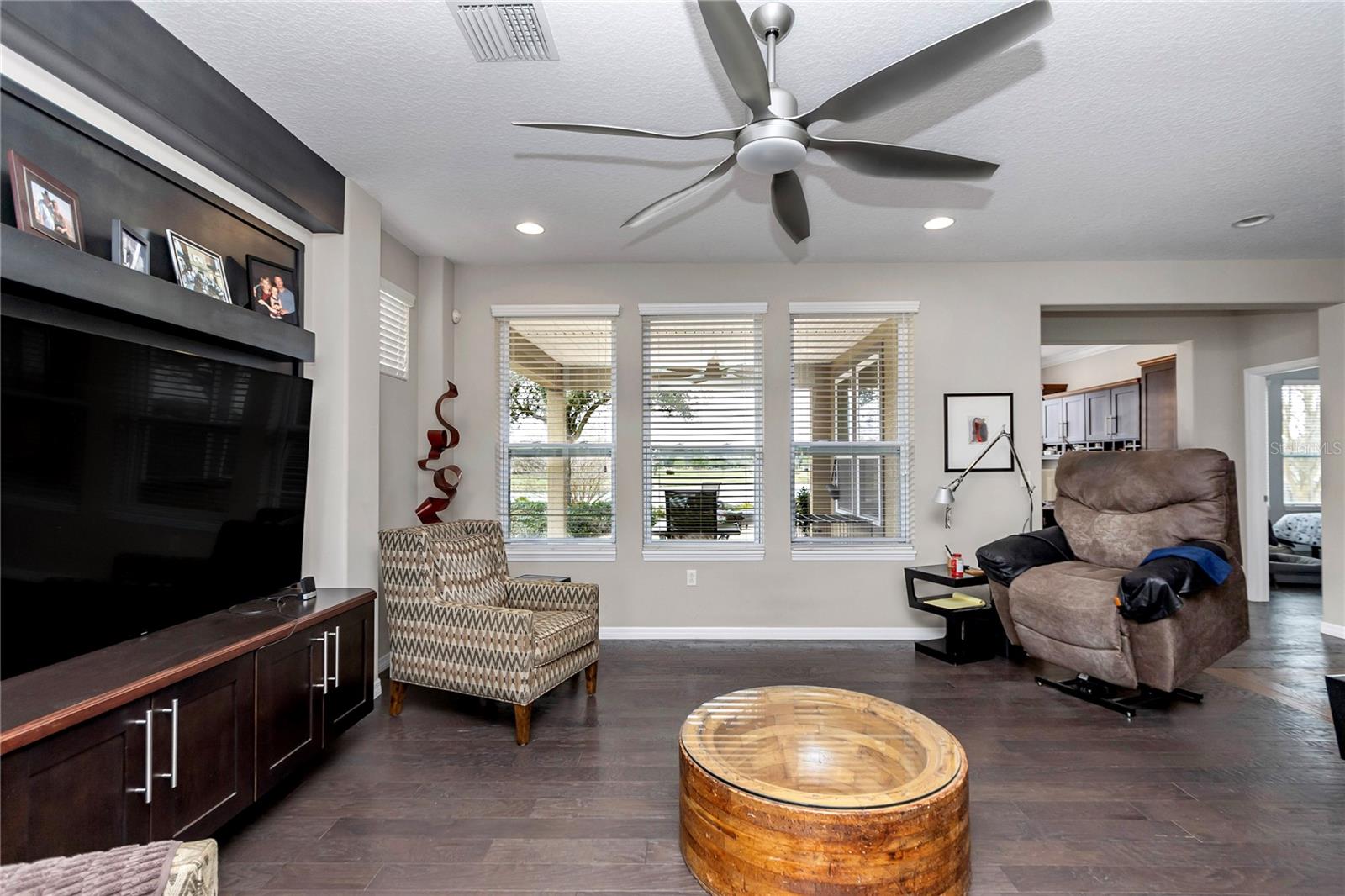 Image 5 of 49 For 5423 35th Lane Road