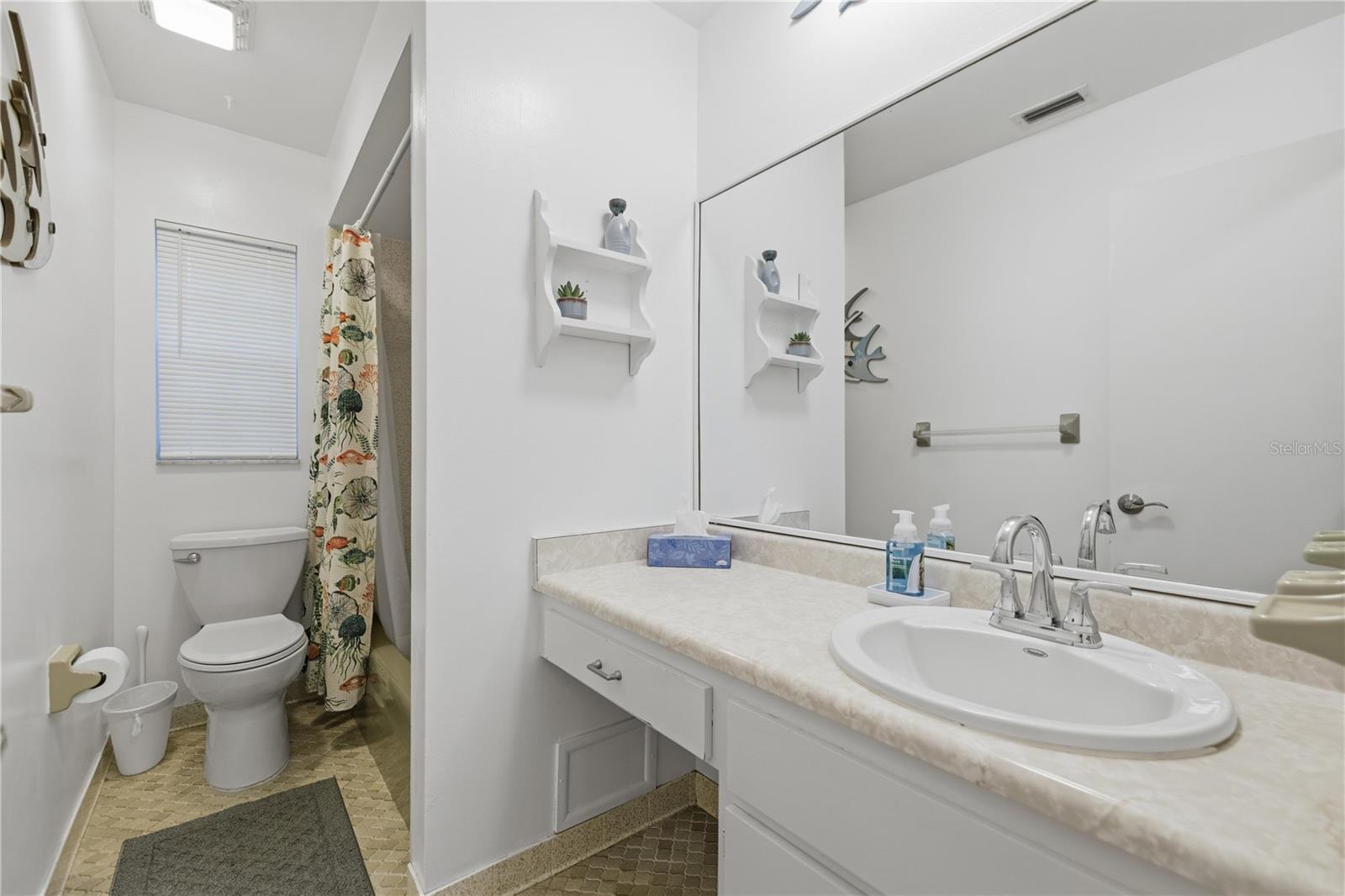 Image 20 of 37 For 12178 Palmetto Way