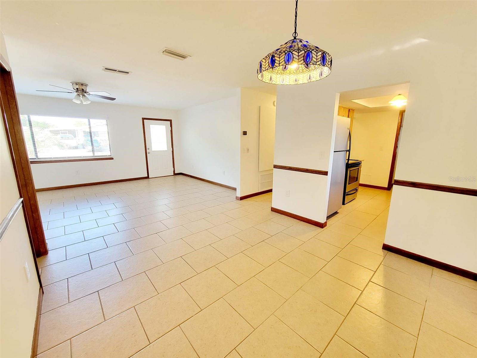 Image 7 of 17 For 9760 101st Lane