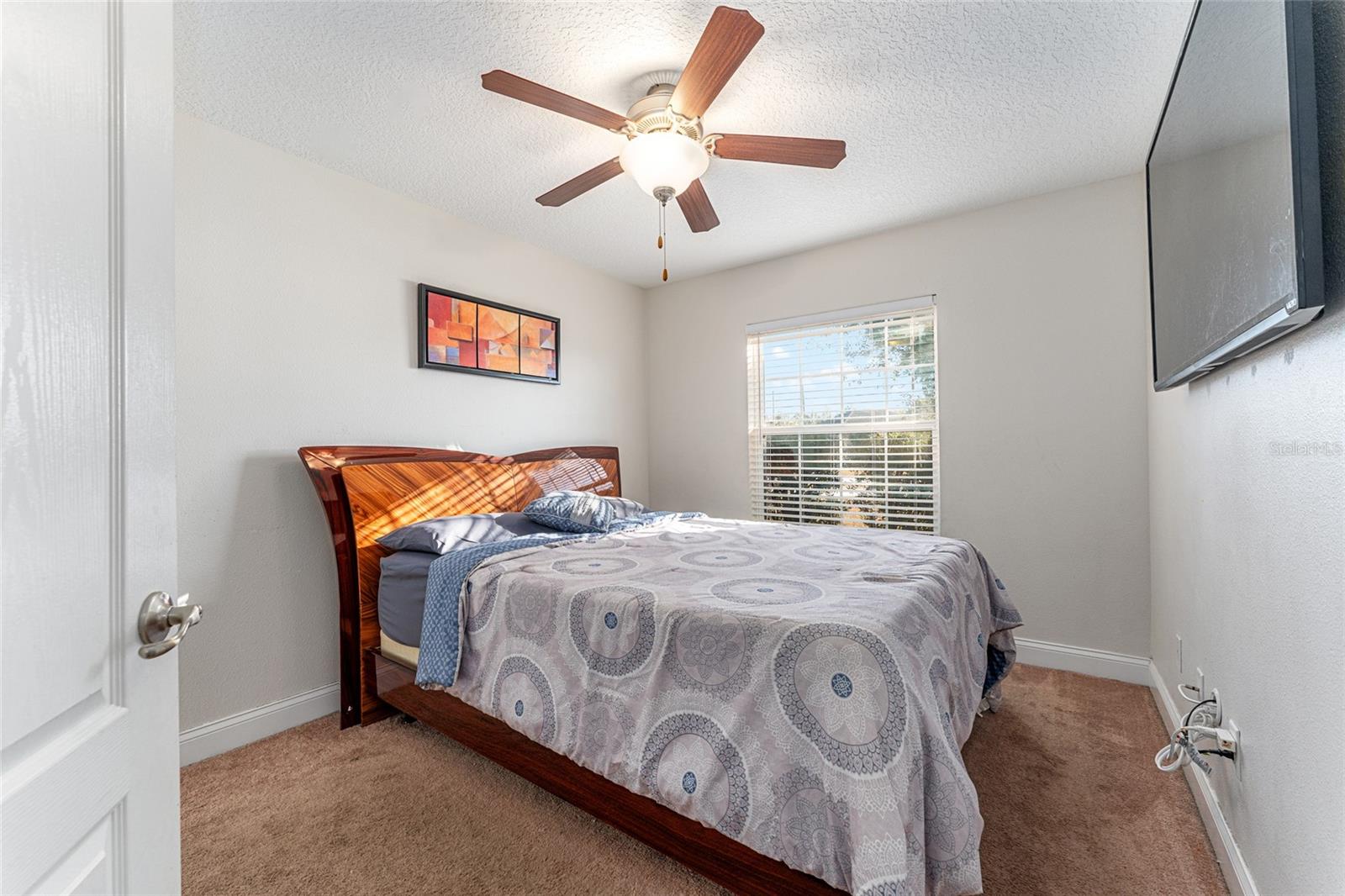 Image 35 of 89 For 9961 55th Avenue