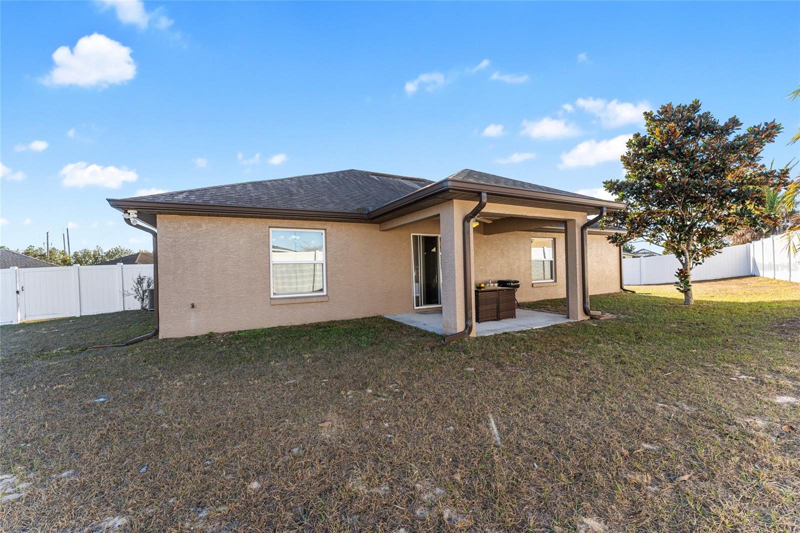 Image 52 of 89 For 9961 55th Avenue