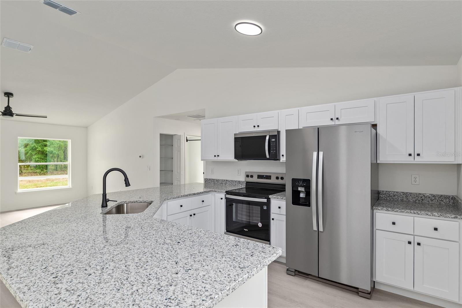 Image 3 of 35 For 22085 Anchor Boulevard