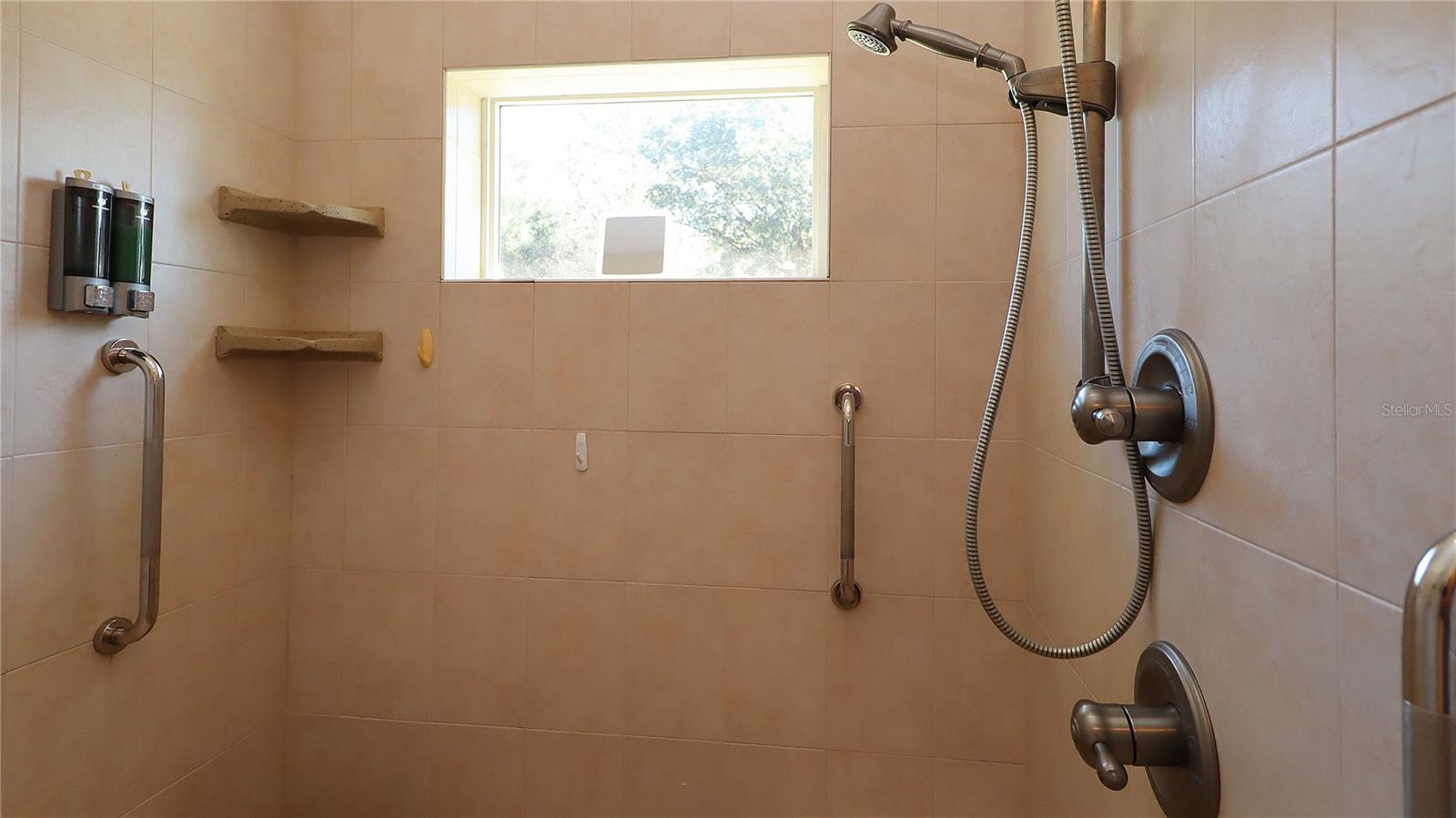 Image 36 of 46 For 7899 118th Court