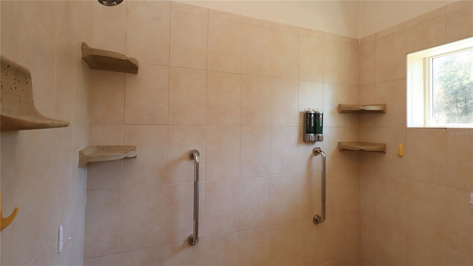 Image 37 of 46 For 7899 118th Court