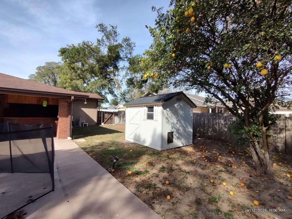 Image 24 of 32 For 311 47th Court