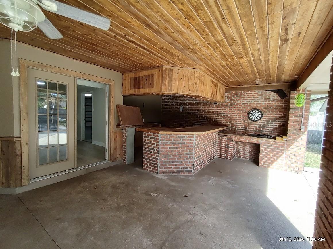 Image 25 of 32 For 311 47th Court