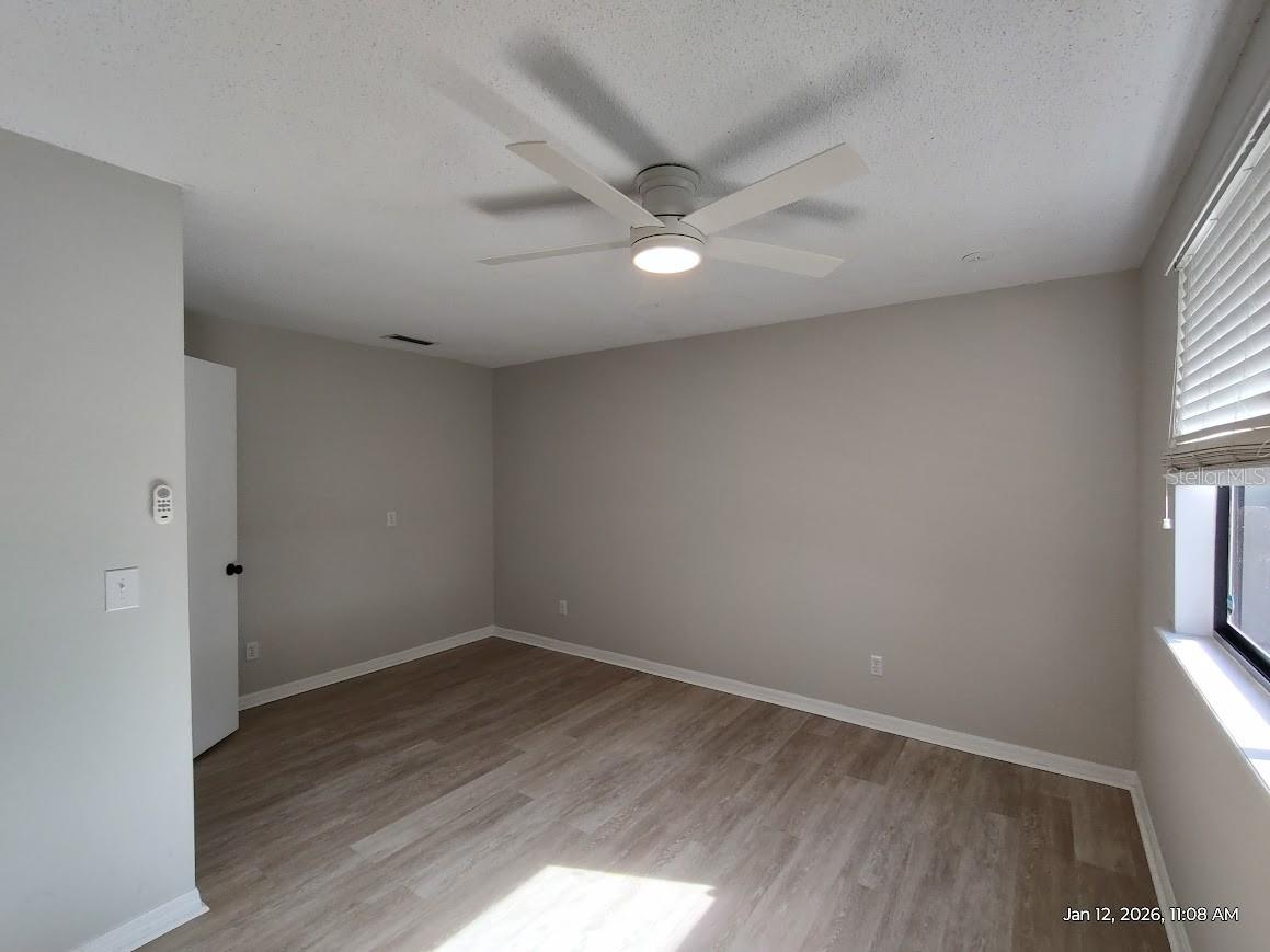 Image 27 of 32 For 311 47th Court