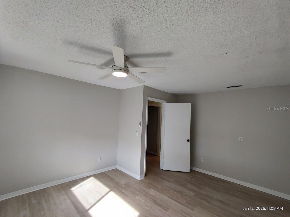 Image 28 of 32 For 311 47th Court