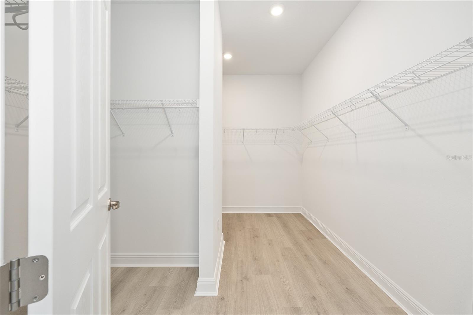 Image 26 of 39 For 10055 106th Circle