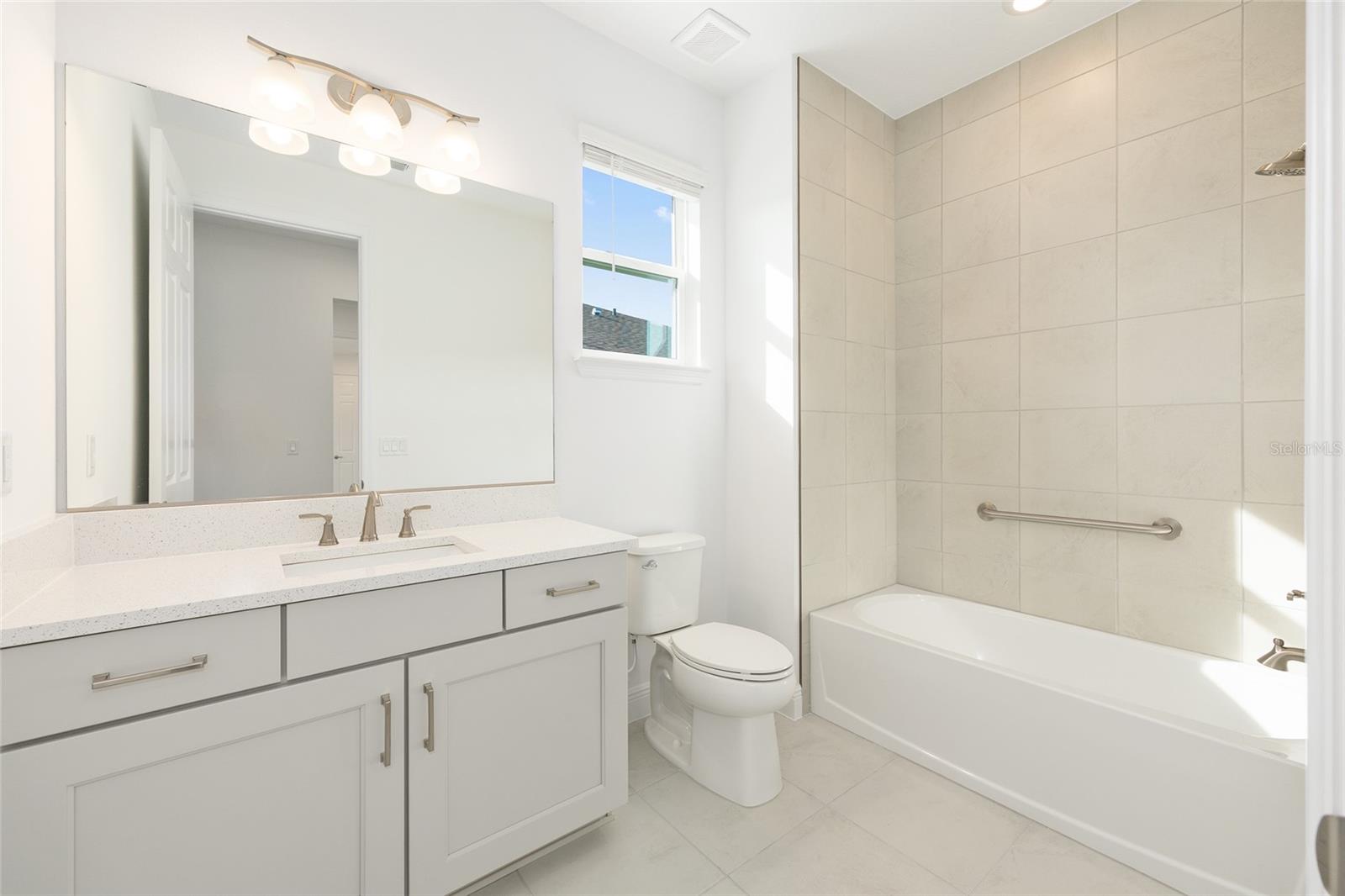 Image 29 of 39 For 10055 106th Circle