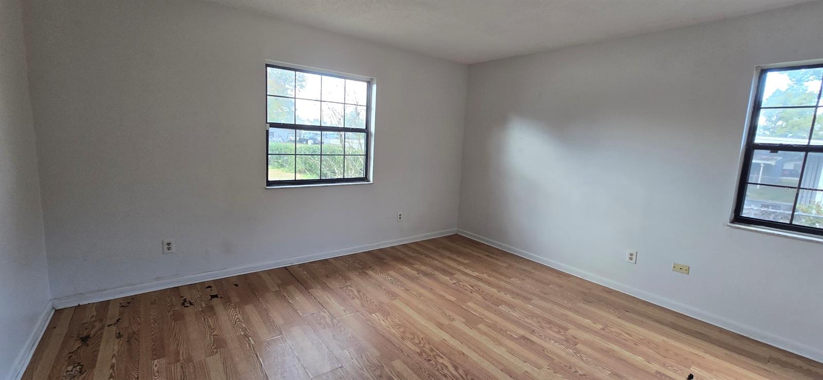 Image 5 of 5 For 23 Spring Drive Place