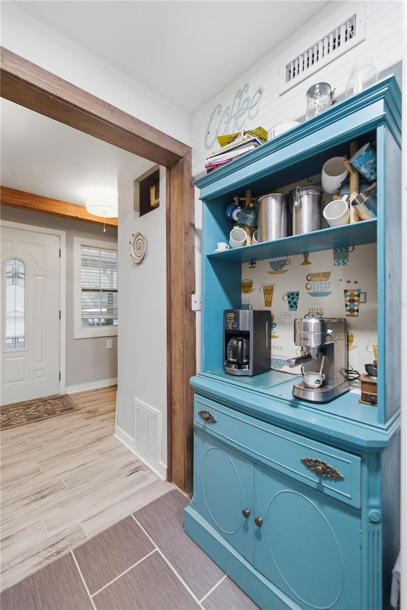 Image 10 of 47 For 118 Driftwood Lane