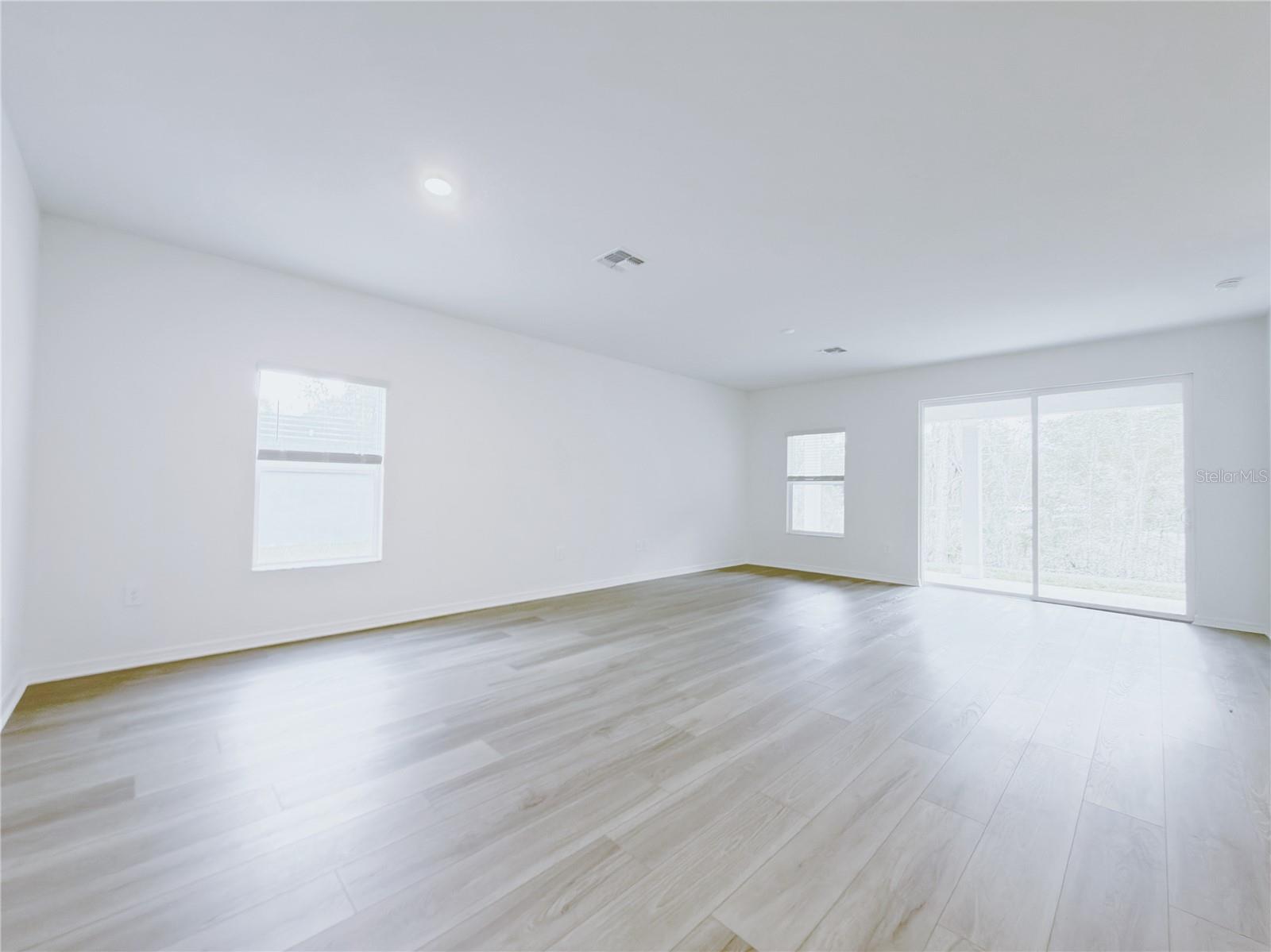 Image 3 of 17 For 8273 196th Court Road