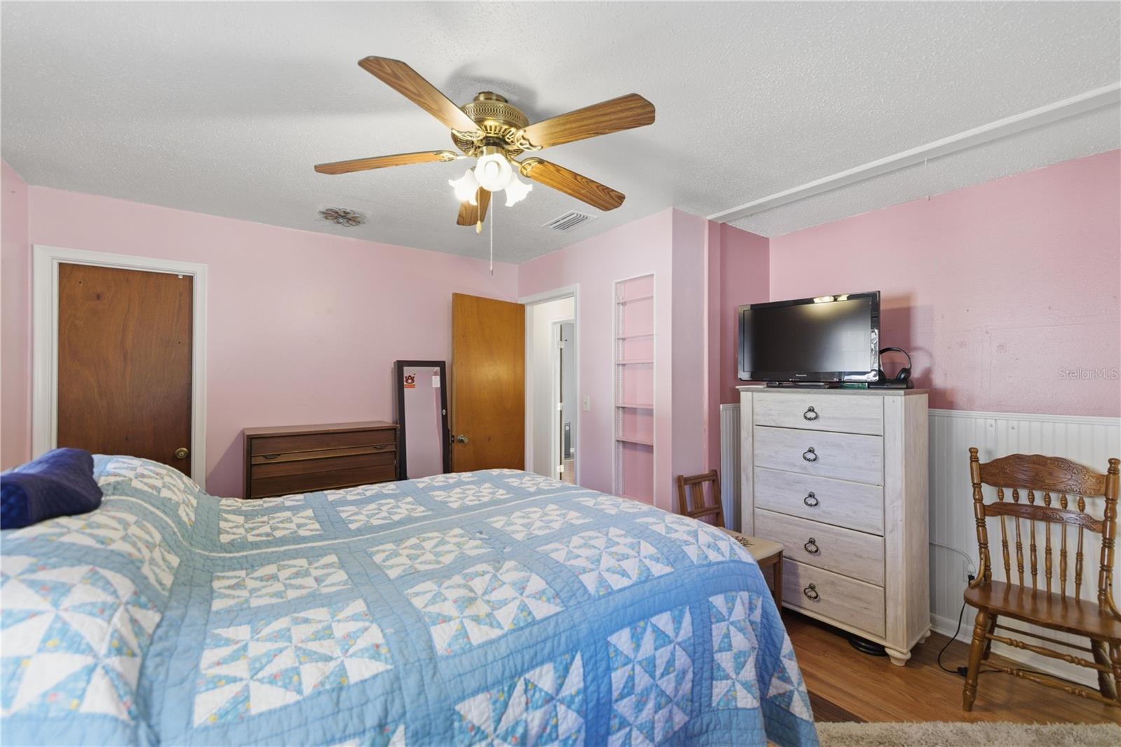 Image 18 of 29 For 26510 4th Avenue