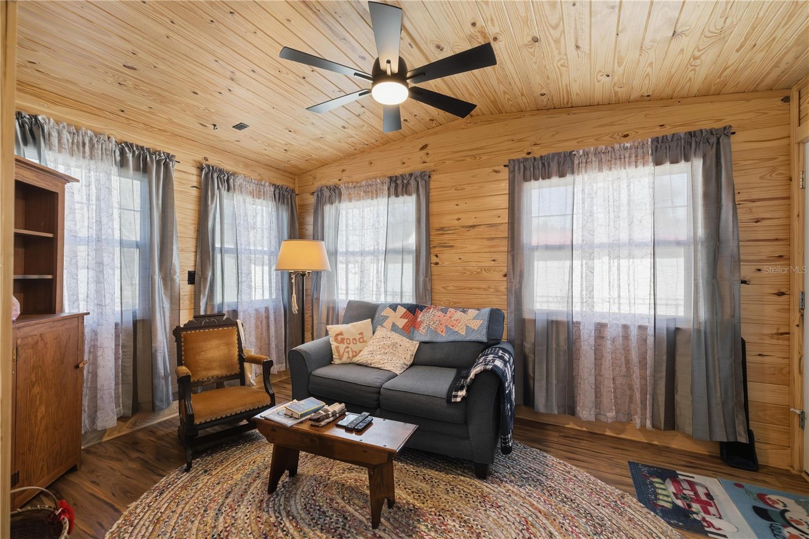 Image 23 of 29 For 26510 4th Avenue