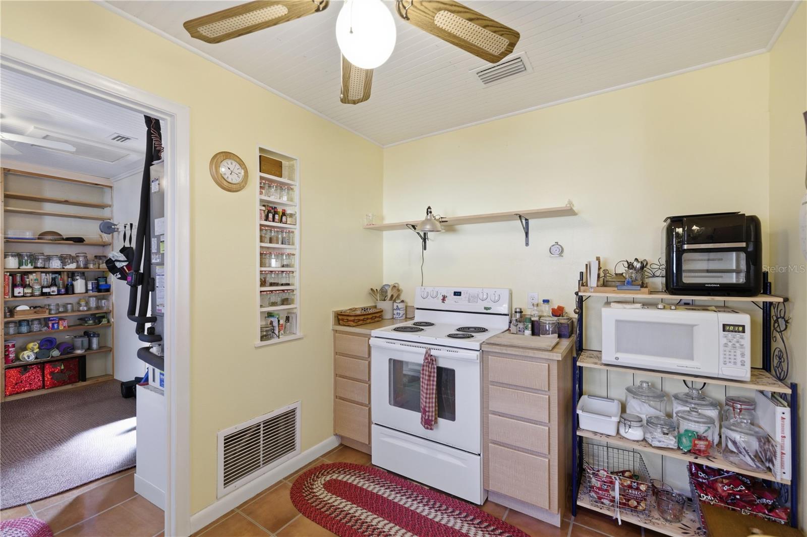 Image 8 of 29 For 26510 4th Avenue