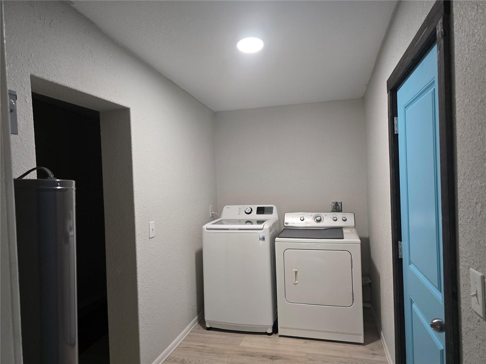 Image 24 of 41 For 2346 Cr 401  