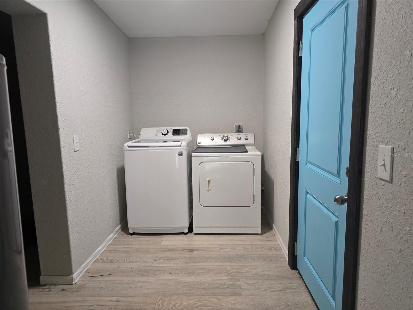 Image 26 of 41 For 2346 Cr 401  