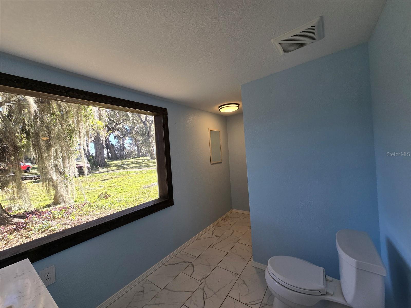 Image 32 of 41 For 2346 Cr 401  