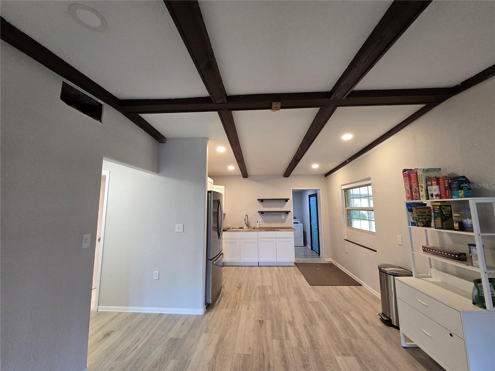 Image 39 of 41 For 2346 Cr 401  