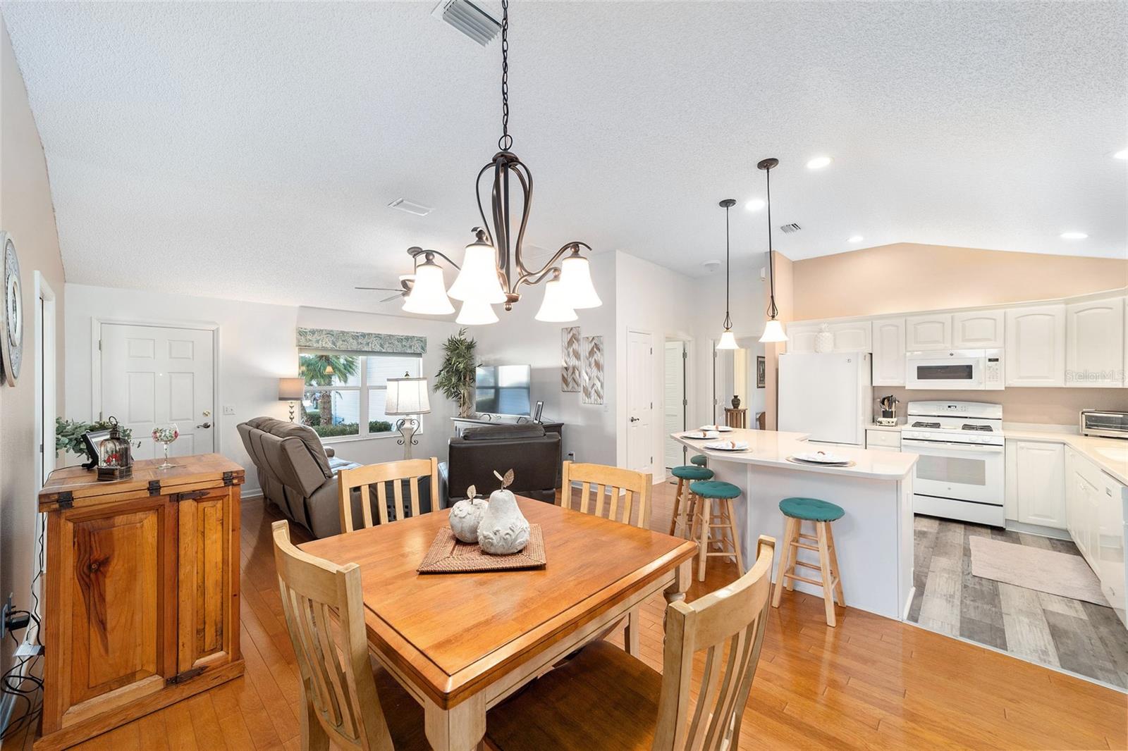 Image 13 of 46 For 3001 Egerton Place