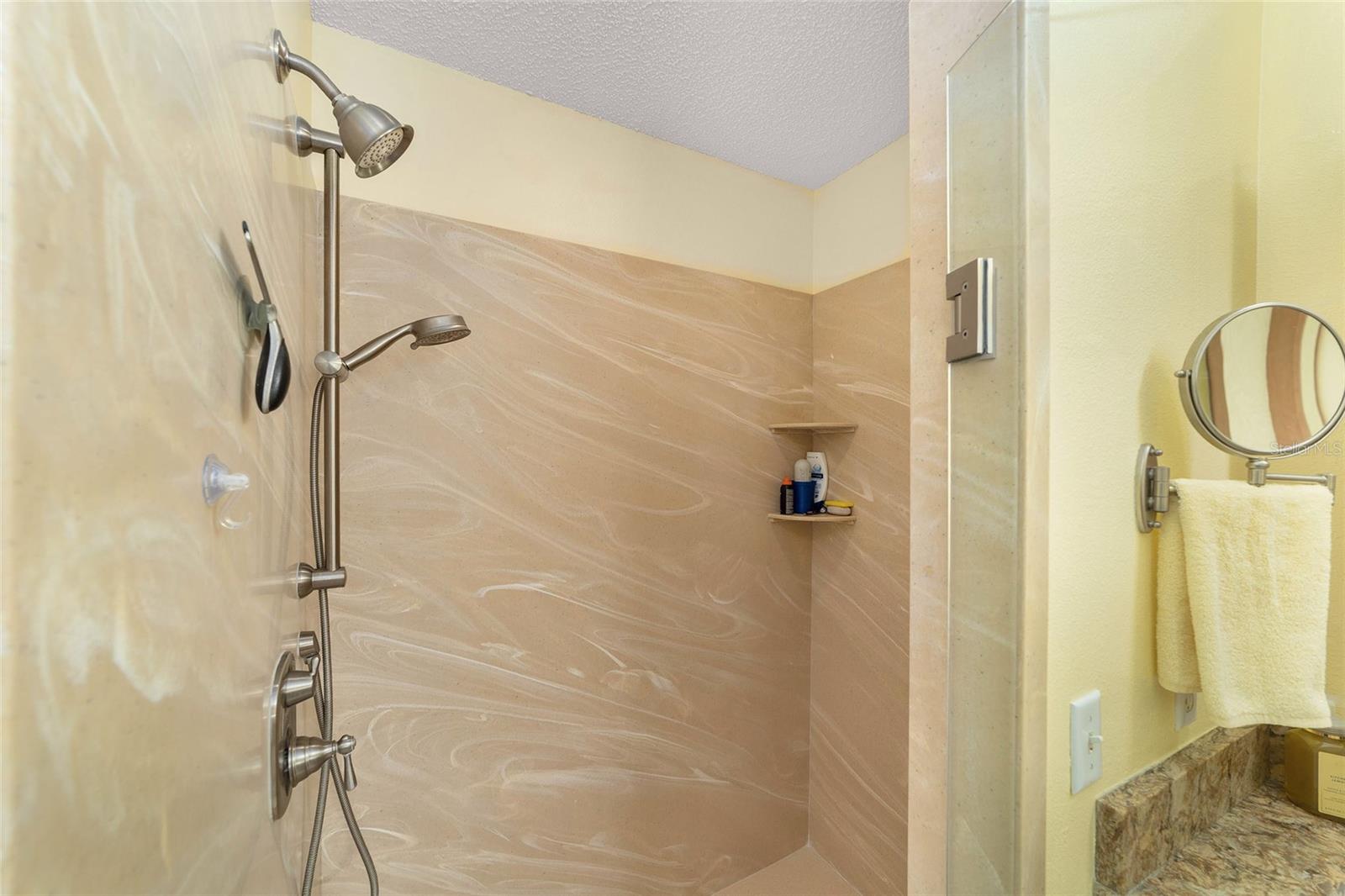 Image 23 of 46 For 3001 Egerton Place