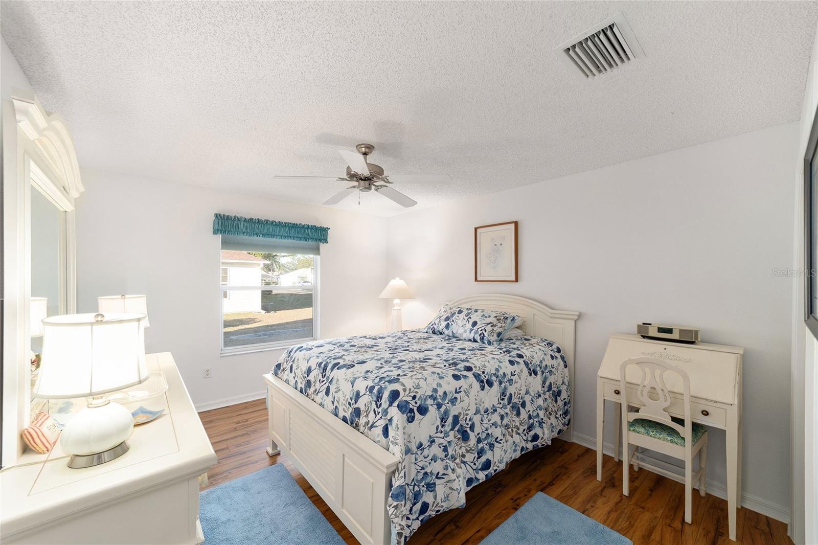 Image 24 of 46 For 3001 Egerton Place