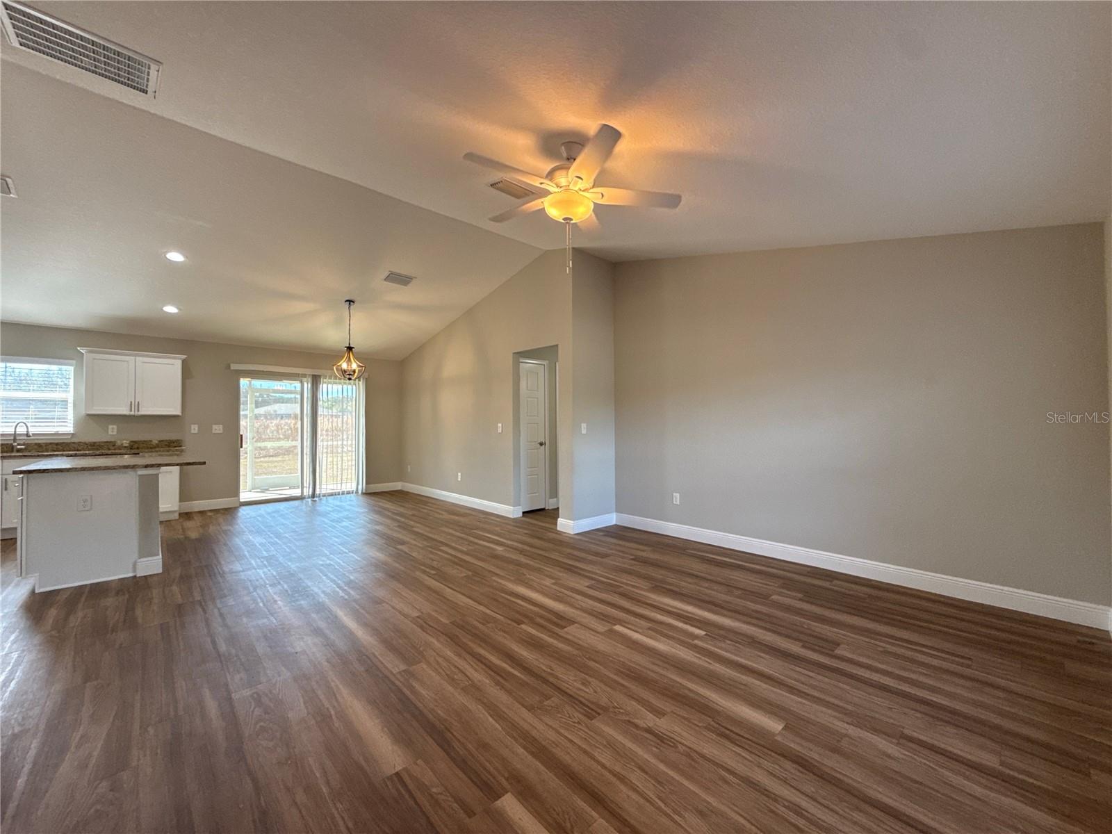 Image 5 of 22 For 309 Locust Road