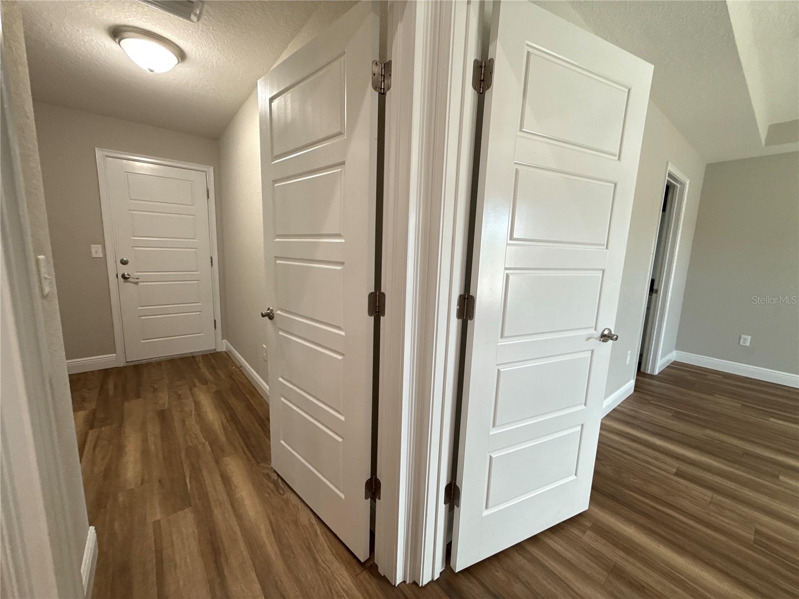 Image 7 of 22 For 309 Locust Road