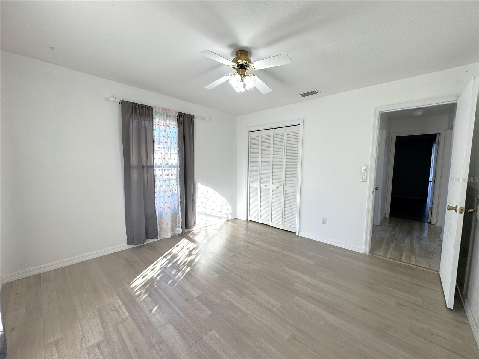 Image 13 of 18 For 1514 Poe Street