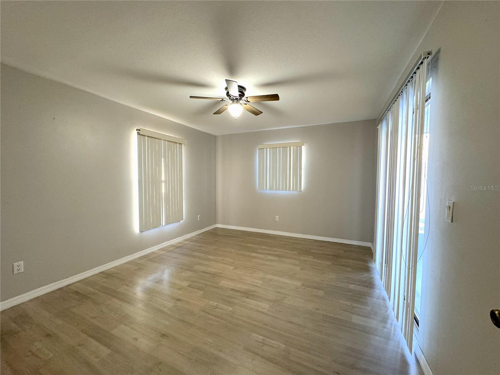 Image 9 of 18 For 1514 Poe Street