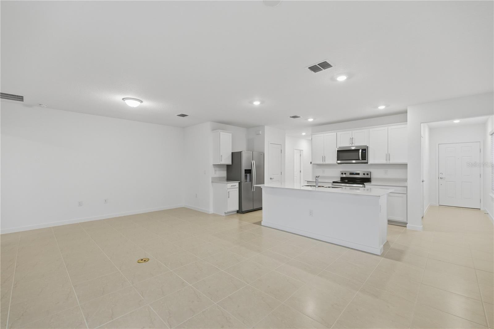 Image 10 of 28 For 6760 90th Loop