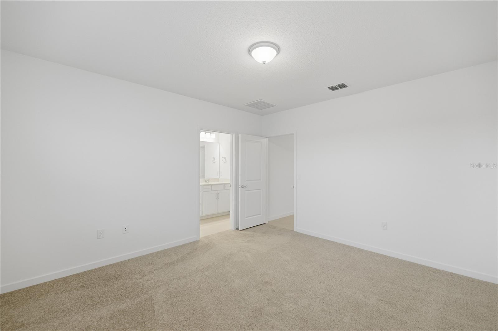 Image 15 of 28 For 6760 90th Loop