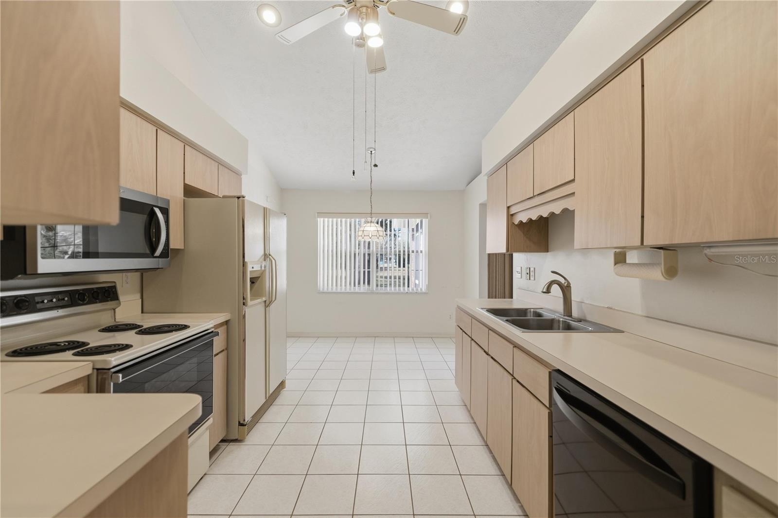 Image 21 of 37 For 10660 73rd Avenue