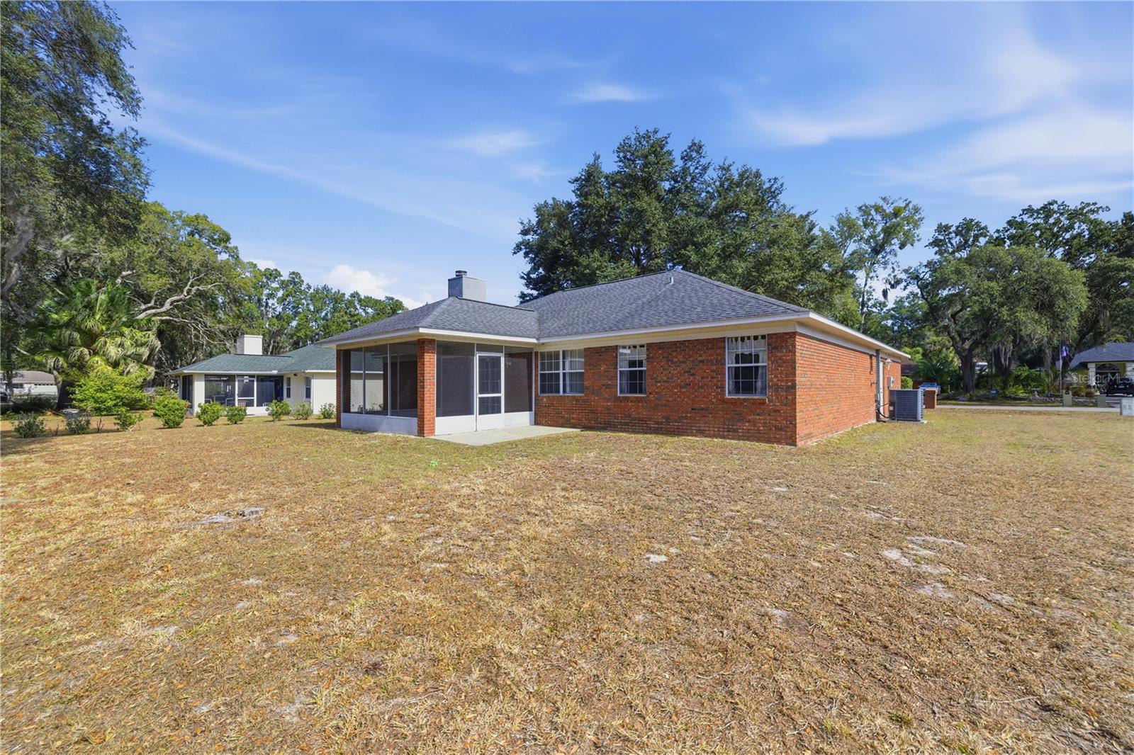 Image 5 of 37 For 10660 73rd Avenue