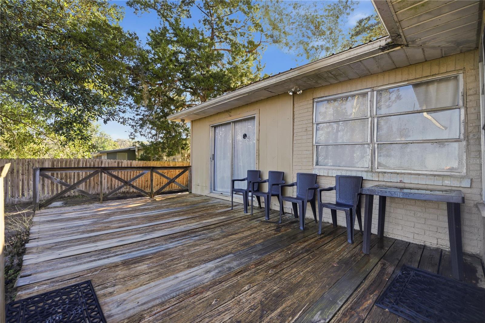 Image 20 of 24 For 872 Lake Shore Terrace