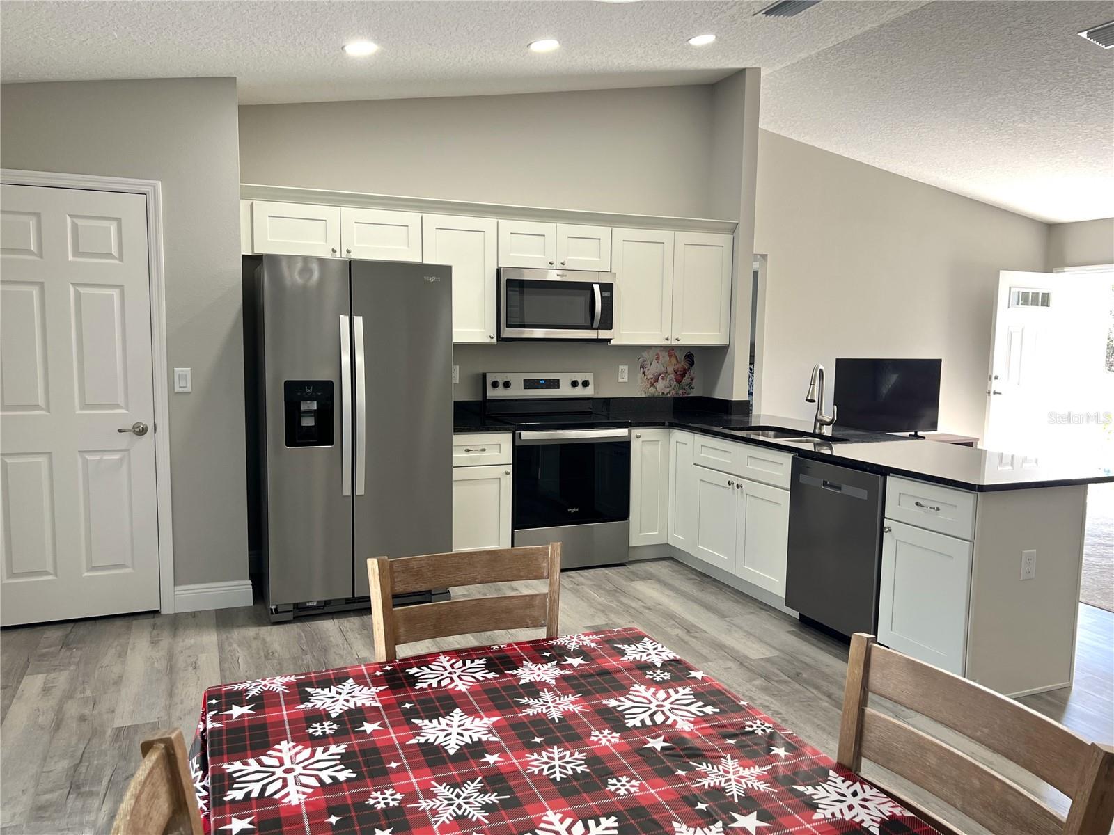 Image 12 of 31 For 3637 Wilhelm Street